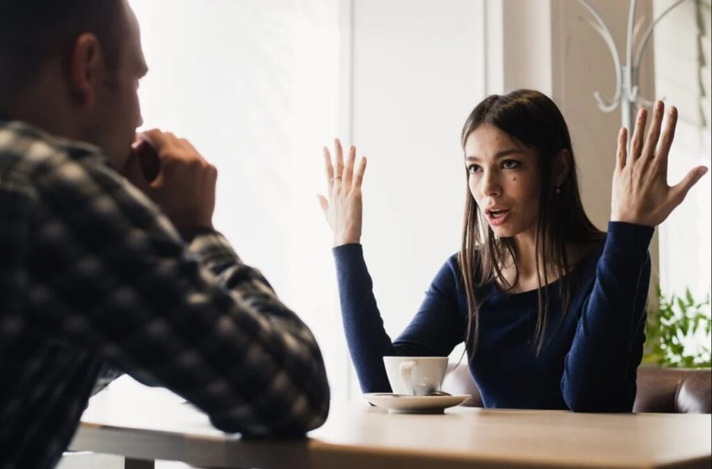 ask-your-girlfriend-these-questions-to-see-if-she-cheating